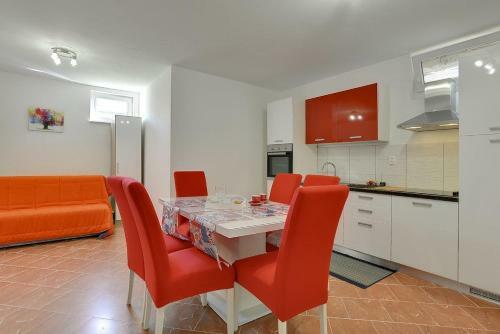 Apartments Elviana