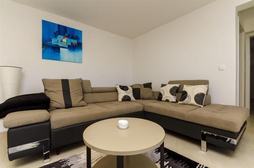 Apartment Mirjana