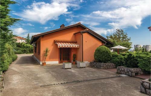 Two-bedroom Holiday Home In Rijeka