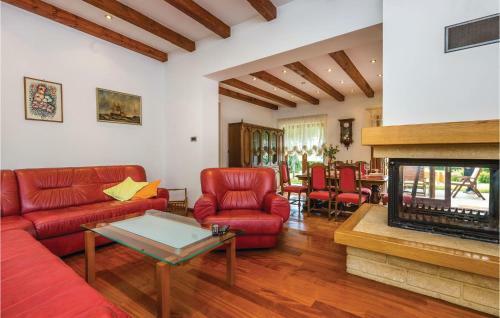 Two-bedroom Holiday Home In Rijeka