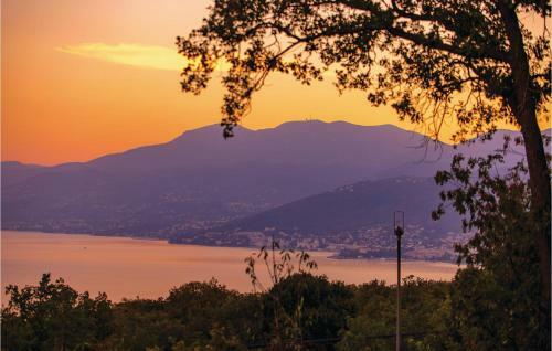 Awesome Apartment In Rijeka W/ Wifi
