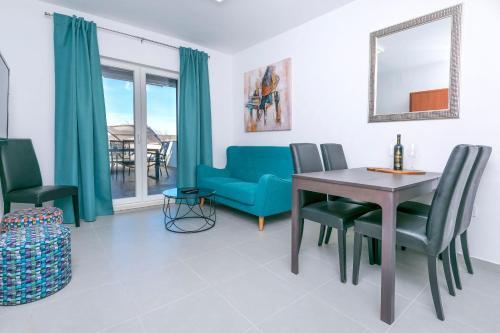 Apartments Visnja