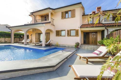 Villa Rose
