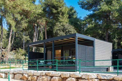 Ivaci Luxury Mobile Homes