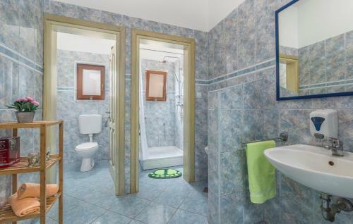 Spacious Villa Perkovic With Private Pool And Jacuzzi
