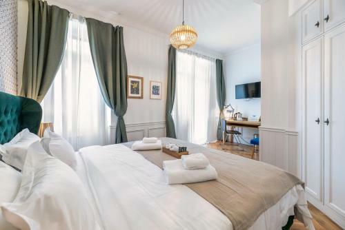 Bed & Breakfast Evala Luxury Rooms With Pool And Garden