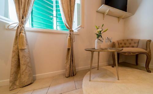 Luxury Apartment Pjaca Split In The Center Of Split