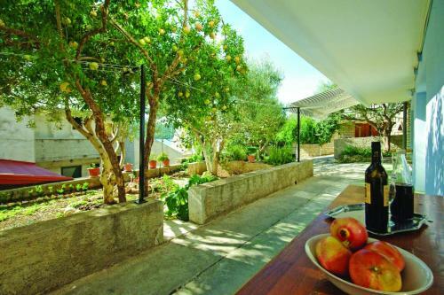Apartment With 2 Bedrooms In Tisno With Wifi