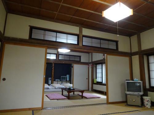 Posada Hakuba Ski-kan