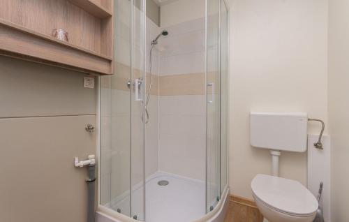 Mobile Home Rock Rose 1