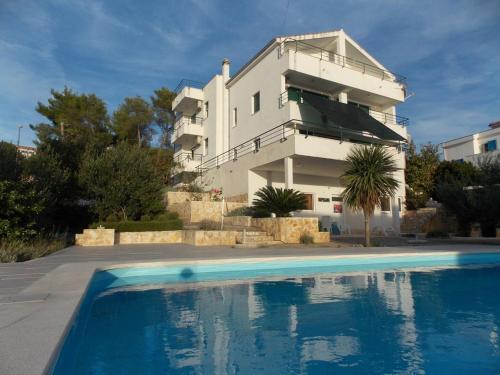 Apartmenthouse Trogir (4236)