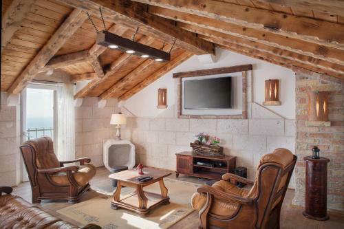 Villa Stina In Tucepi, Private Pool