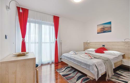 Four-bedroom Holiday Home In Varazdin