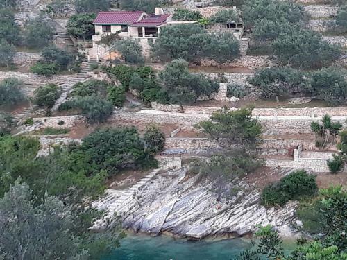 Stone House Oreb
