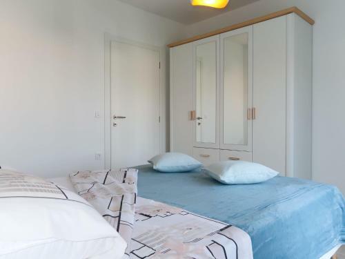 Apartment Rab163
