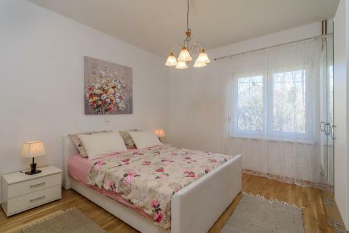 Apartment Vana - 400 M From Beach