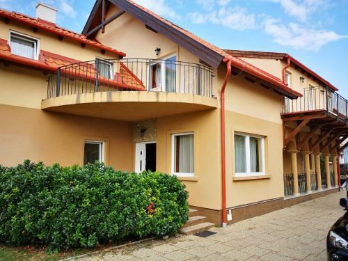 Bed & Breakfast Borosty�n Panzi� Balatonf�red
