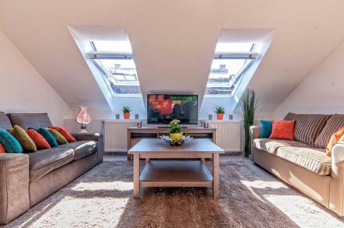 Luxury Paulay Street Apartment