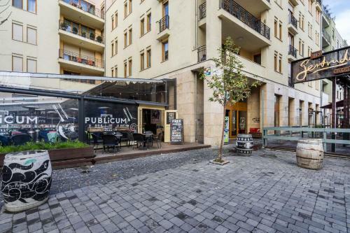 Apartamento Bpr Timber Loft Home With A/c & Balcony