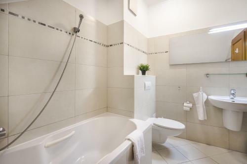 Apartamento Bpr Timber Loft Home With A/c & Balcony