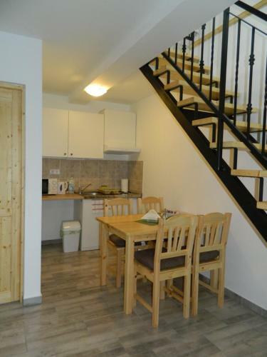 Fam�lia-pelso Apartmanh�z