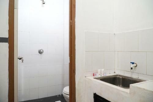 Hotel Oyo 1861 Martha Guest House