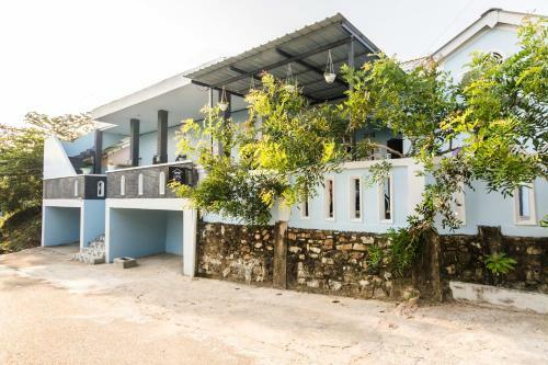 Hotel Oyo Life 2911 Merpati Kost