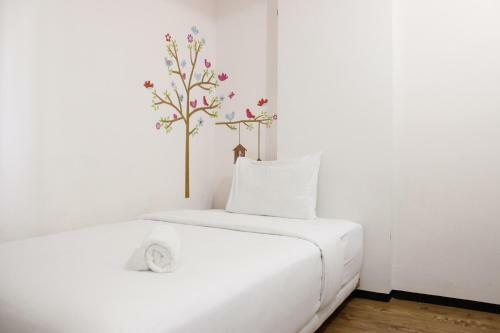 Spacious And Well Appointed 2br @ Gateway Pasteur Apartment By Travelio