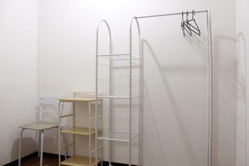 Spacious And Well Appointed 2br @ Gateway Pasteur Apartment By Travelio
