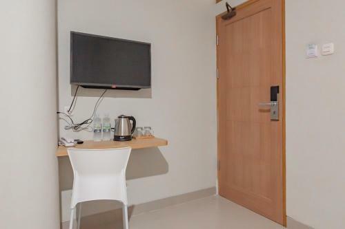 Hotel Reddoorz Plus @ Karapitan Street