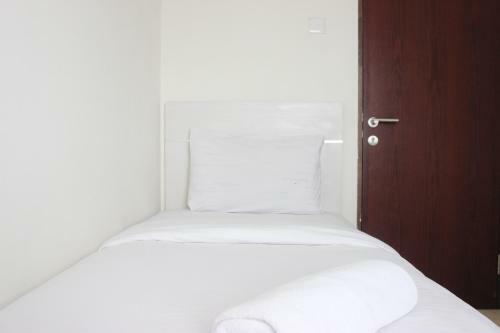 Comfy 2br At Tamansari Panoramic Apartment By Travelio