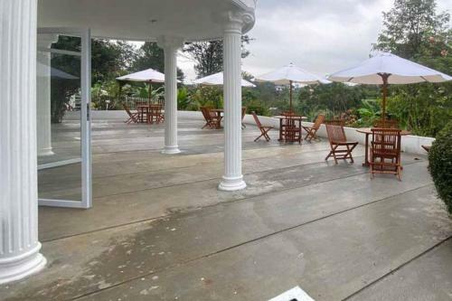 Hotel Reddoorz Plus @ Megamendung Puncak 2