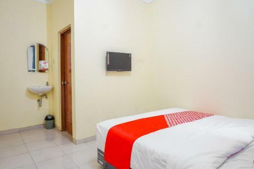 Hotel Oyo 2401 Ardini Residence Syariah