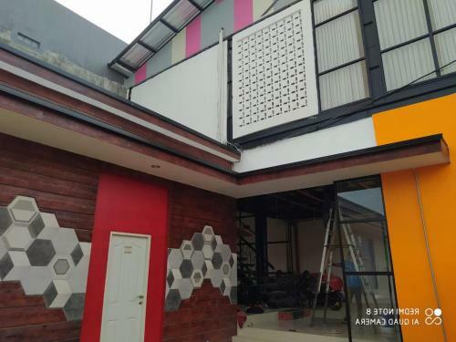 Hotel King's Guest House Brebes
