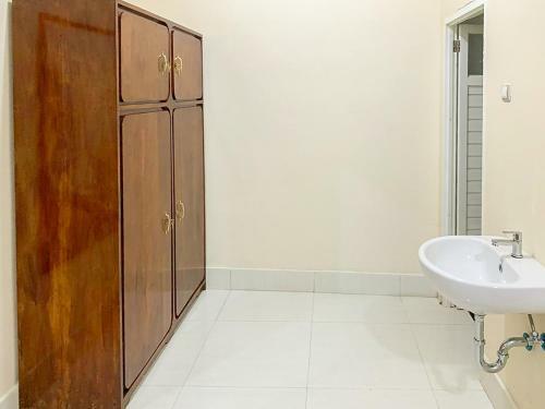 Hotel Koolkost Near Universitas 45 Mataram