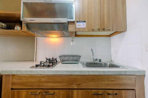Modern And Cozy Studio Park View Apartment By Travelio