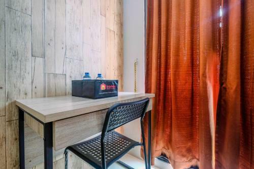 Comfy And Trendy Studio At Dave Apartment By Travelio