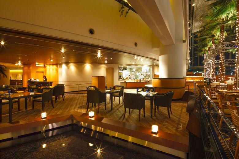 The Yokohama Bay Hotel Tokyu