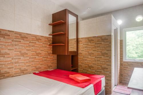 Hostal Reddoorz @ Panglima Polim 2