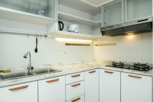 Relax 1br Apartment At Menteng Square By Travelio