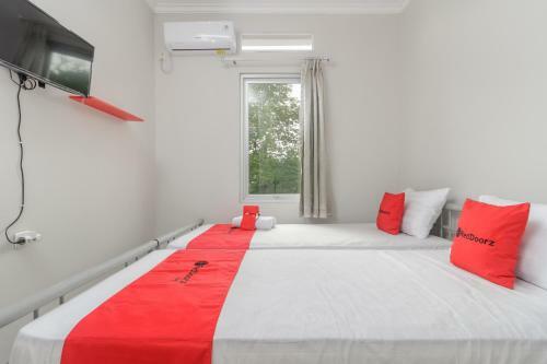 Hostal Reddoorz @ Cipete Raya