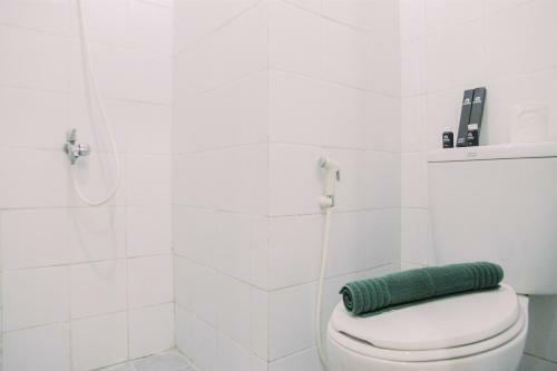 Comfortable 2br Apartment At Sentra Timur Residence By Travelio