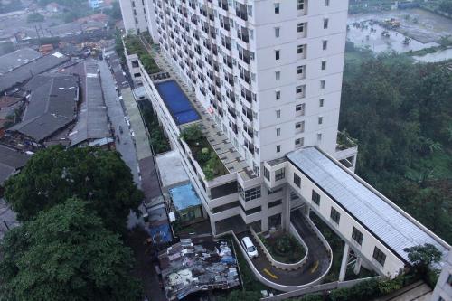 Hotel Oyo 266 Margonda Residence 5