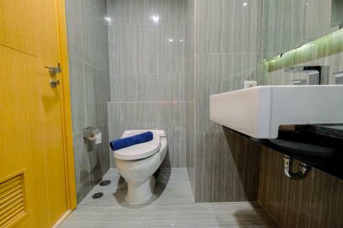Monas View Studio Apartment At Capitol Suites By Travelio