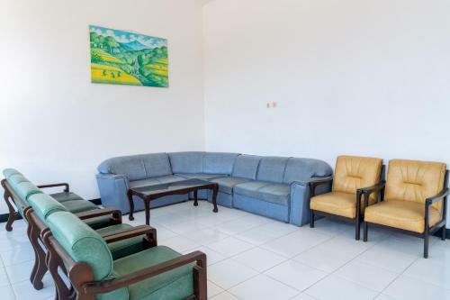 Hotel Oyo Life 2952 Elohim Kost