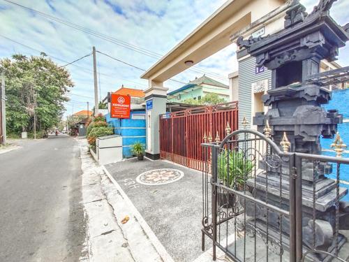 Hotel Koolkost Near Benoa Square (Minimum Stay 6 Nights)