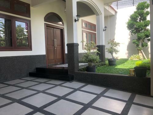 Hotel Oyo Life 3093 Kost Bale Teduh