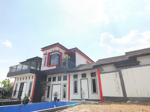 Hotel Oyo 3399 Gea Guest House