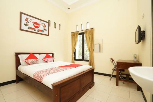 Hotel Oyo 587 Penginapan Sinar Harapan