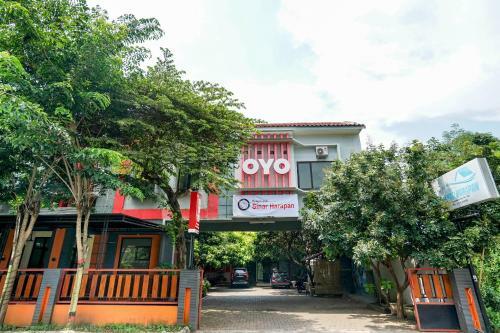 Hotel Oyo 587 Penginapan Sinar Harapan
